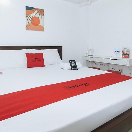 Reddoorz Near Ust Sampaloc Manila Hotel Kültér fotó