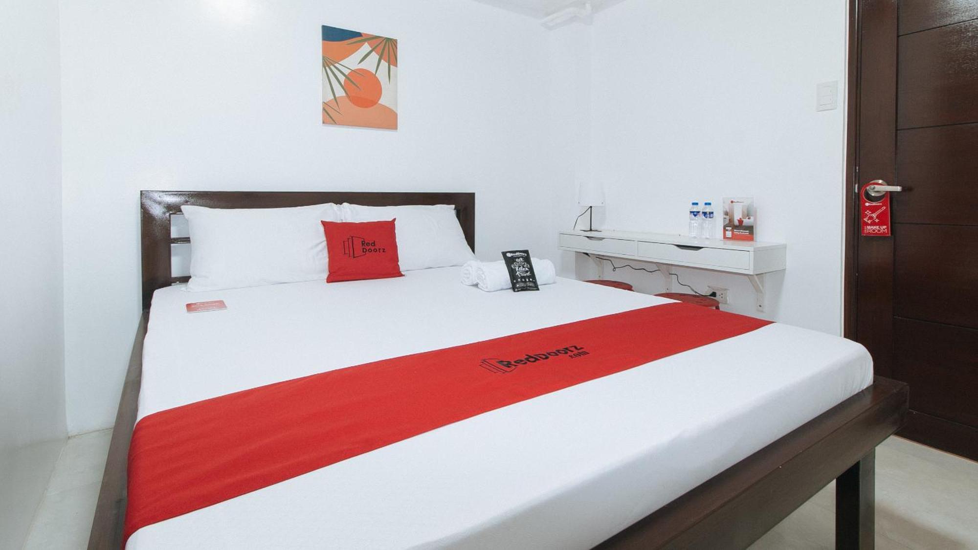 Reddoorz Near Ust Sampaloc Manila Hotel Kültér fotó